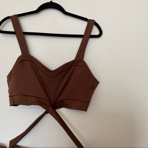 NWT shein brown crop top with waist strap sz.0XL - Picture 2 of 3